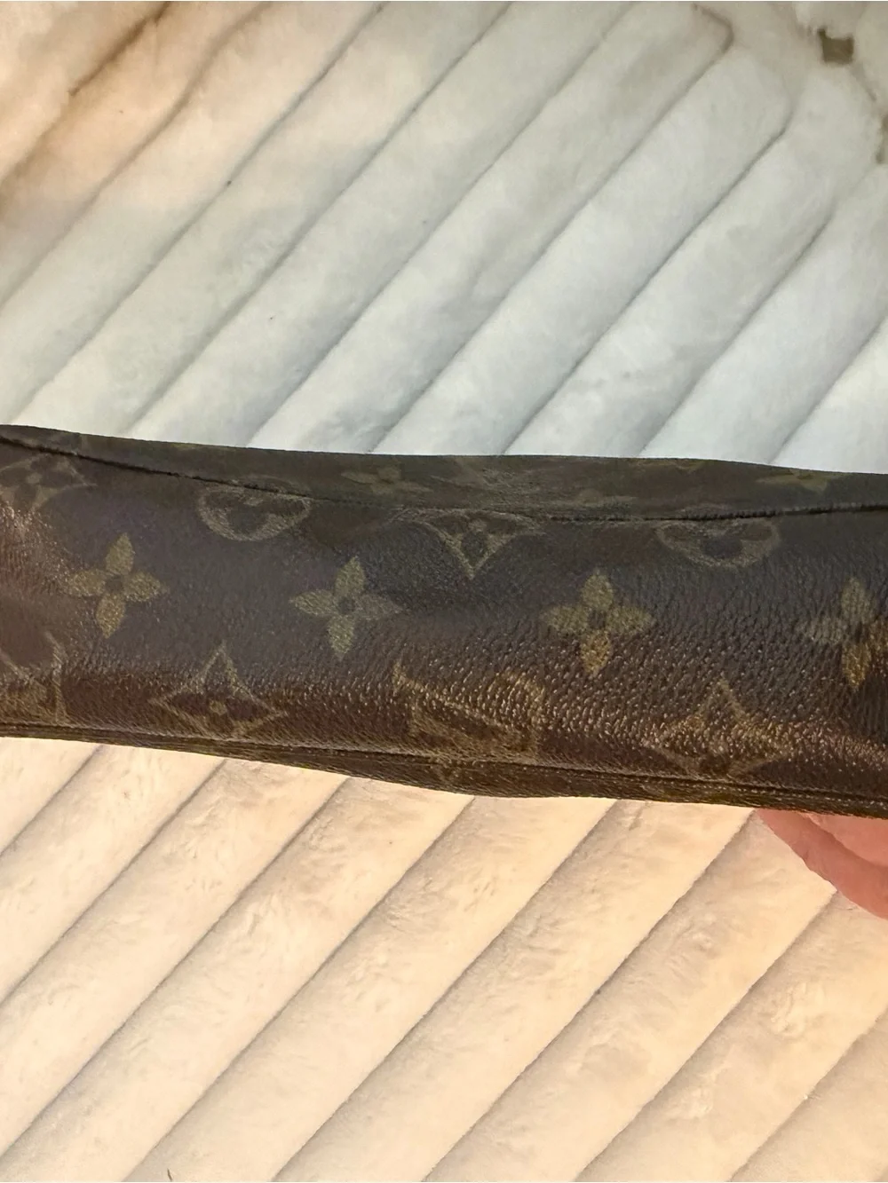 1983 RARE SIZE  Vintage Authentic Louis Vuitton Mono  Trousse Toilette 23 Pouch